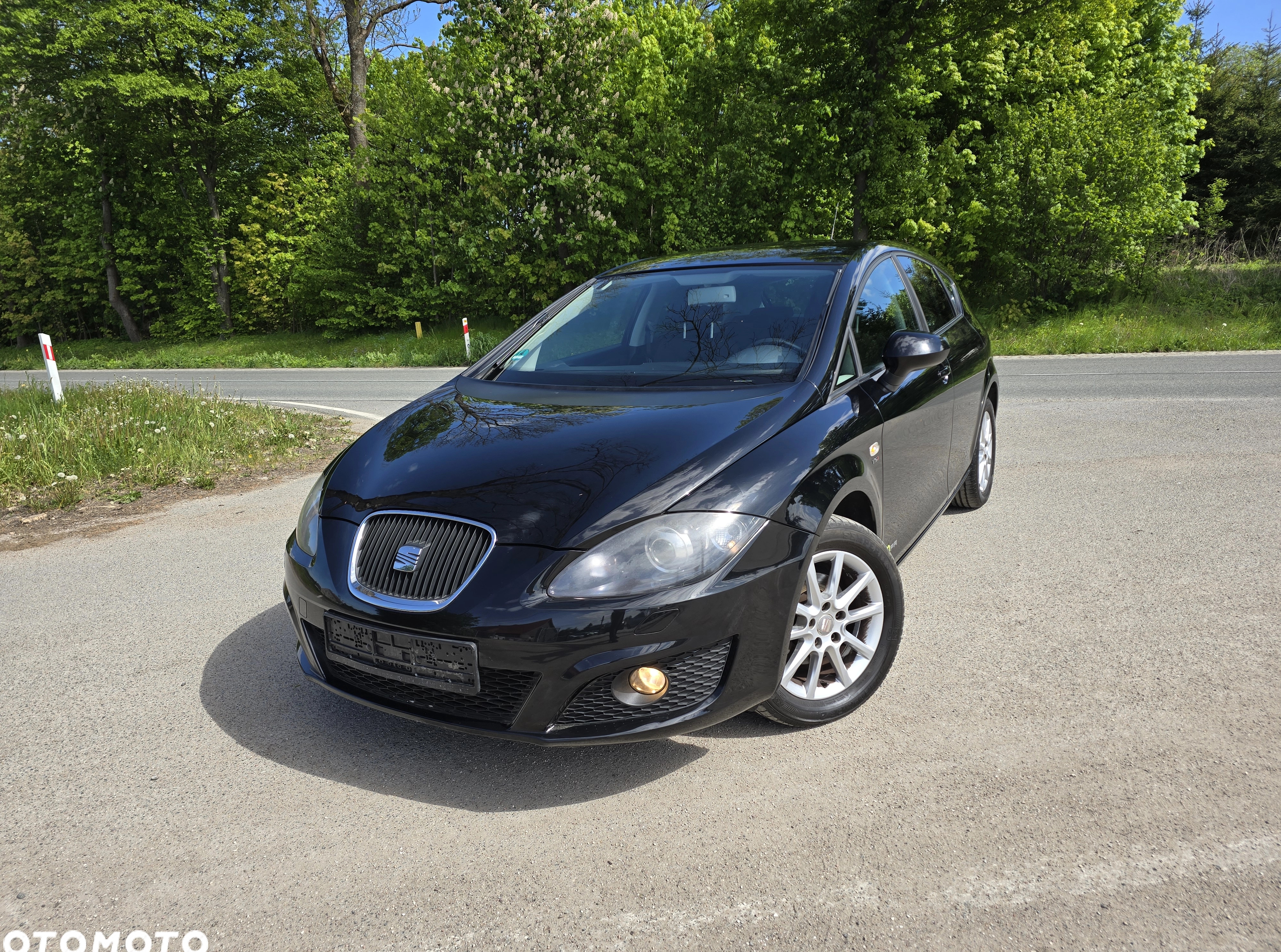 Seat Leon cena 22900 przebieg: 187000, rok produkcji 2012 z Mrągowo małe 781